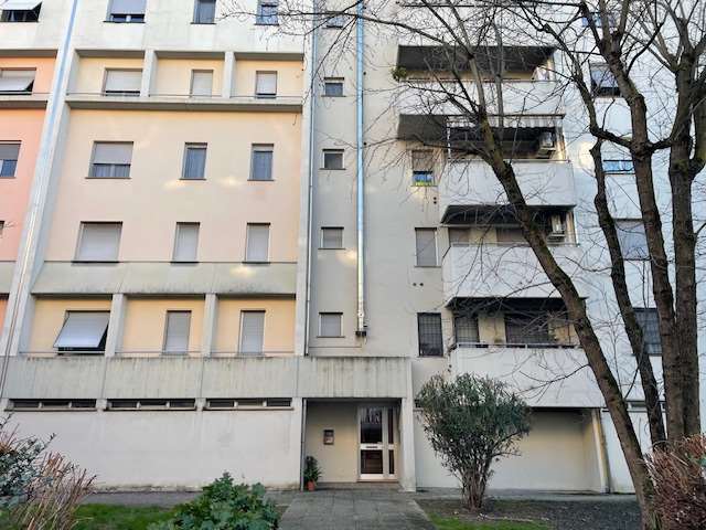Appartamento in affitto a Parma (PR)