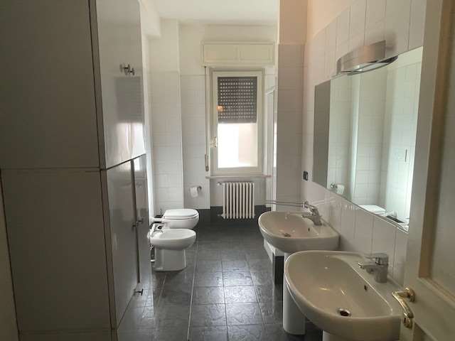 Appartamento in vendita a Parma (PR)