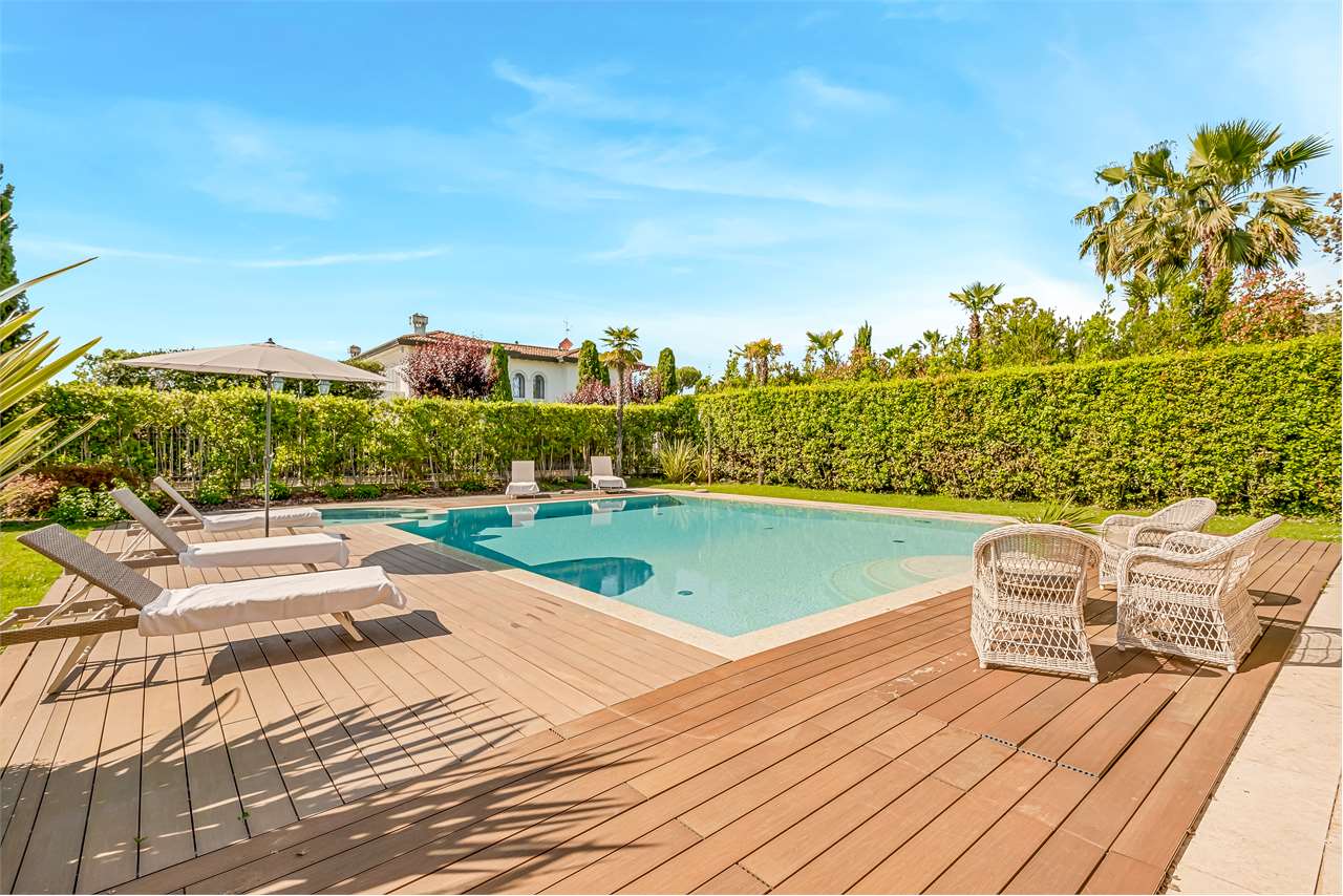 Splendida villa con piscina — foto 5