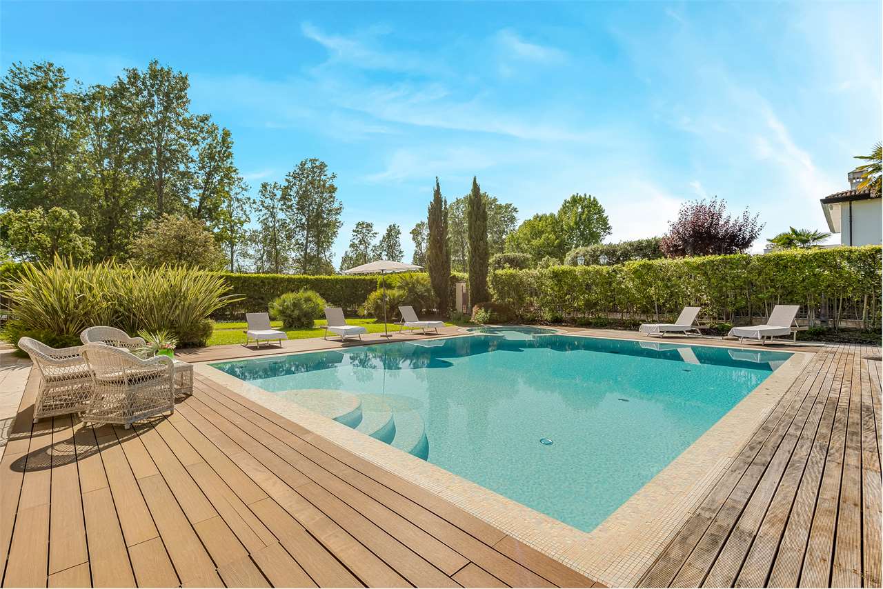 Splendida villa con piscina — foto 6