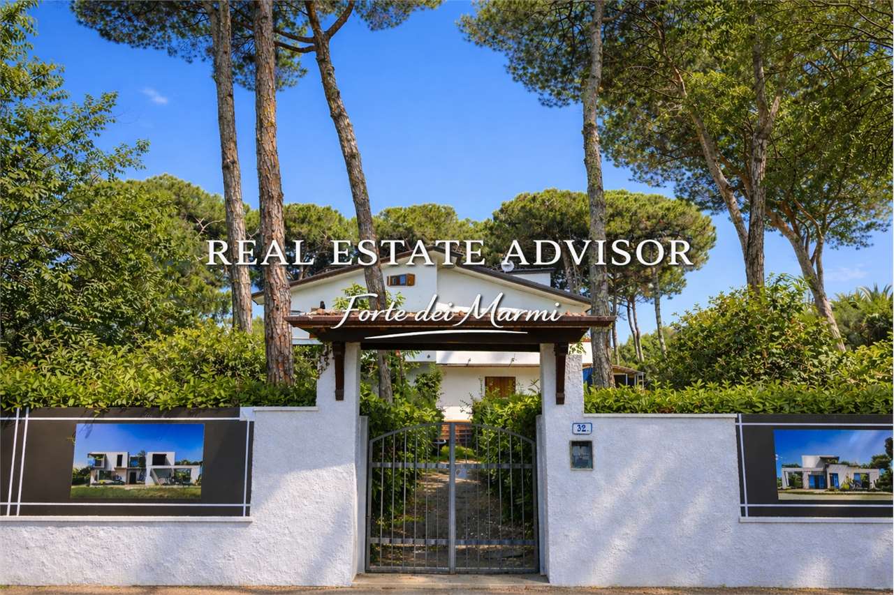 Vittoria Apuana, a pochi passi dal mare: una villa tra i pini secolari — foto 5