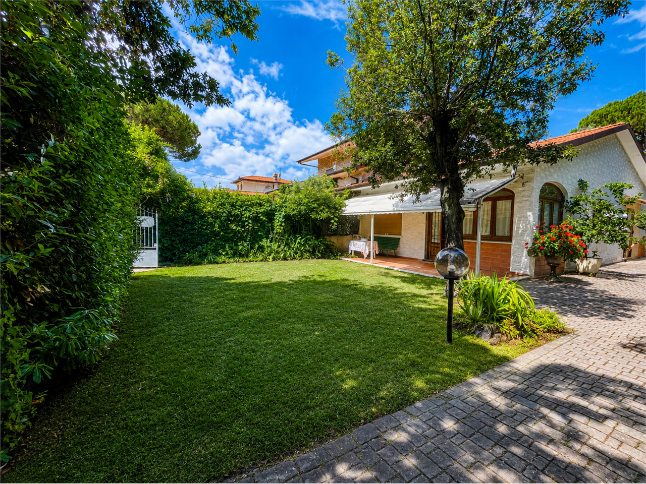 Villetta Vittoria, Forte dei Marmi