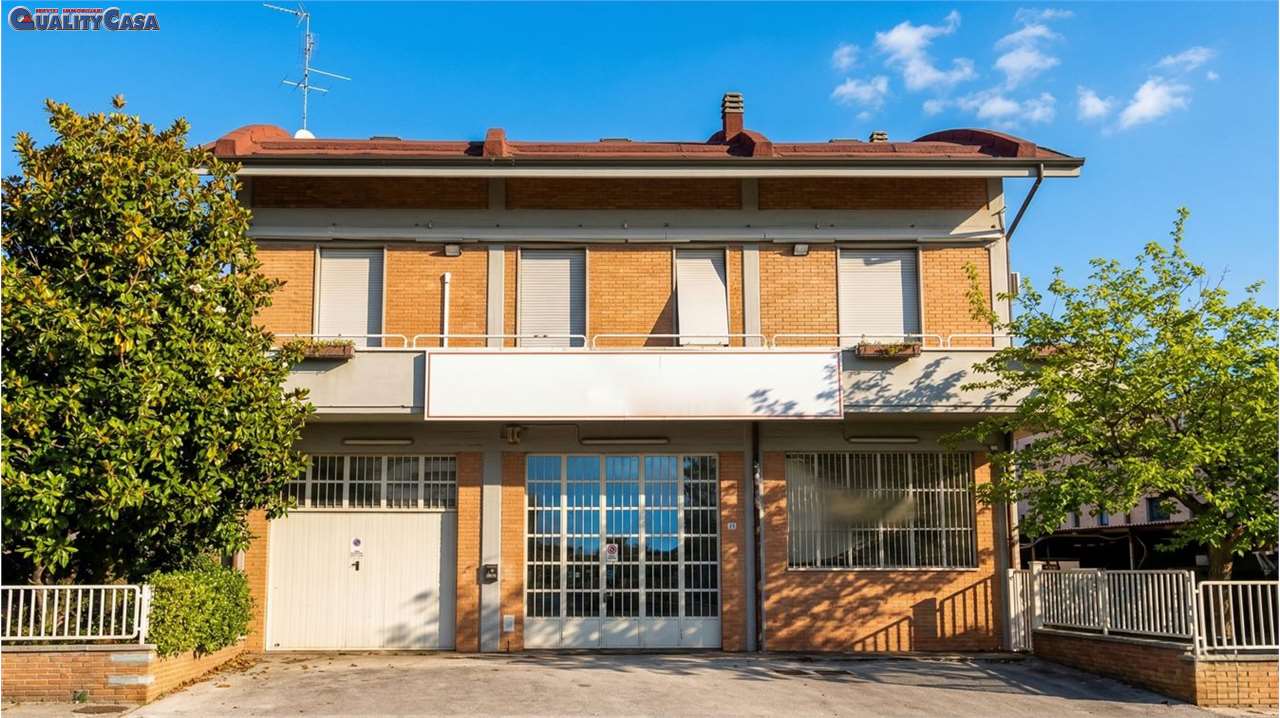 immagine annuncio 1 di 4