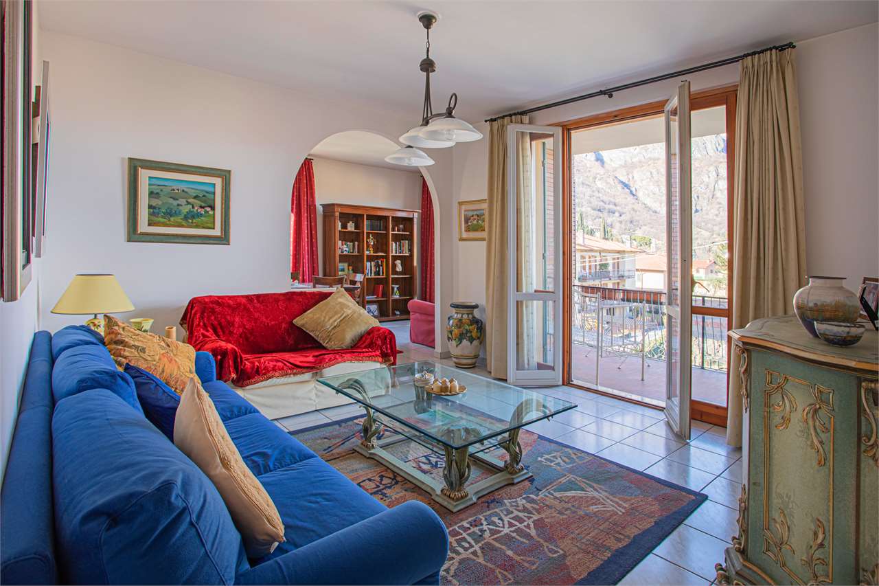House in Griante - Image 2