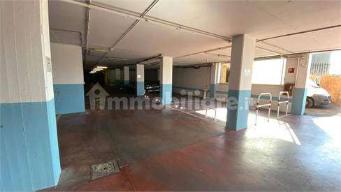 Box - Garage  in <br/> affitto a Trieste