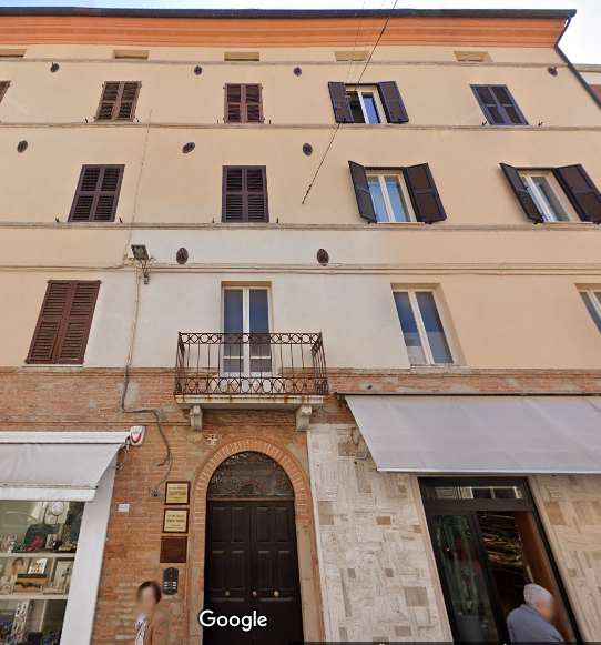 Palazzo/Stabile in vendita a Chiaravalle - foto 1