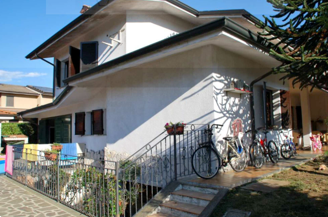 Villa in vendita Cremona