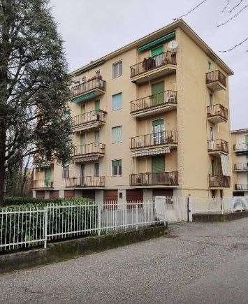 appartamento in Via Rossini a Bernareggio