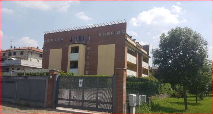 appartamento in Via Forlanini a Cesano Maderno