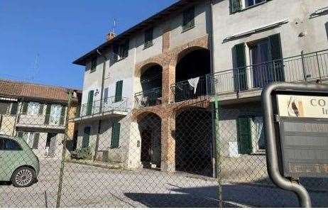 appartamento in Via Vittorio Veneto a Nibionno