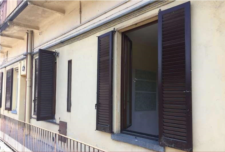 appartamento in Via Alciato a Como