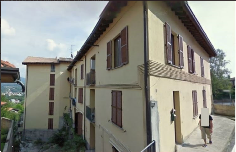 appartamento in Localita' Crevenna - Via Luigi Clerici 68/A a Erba