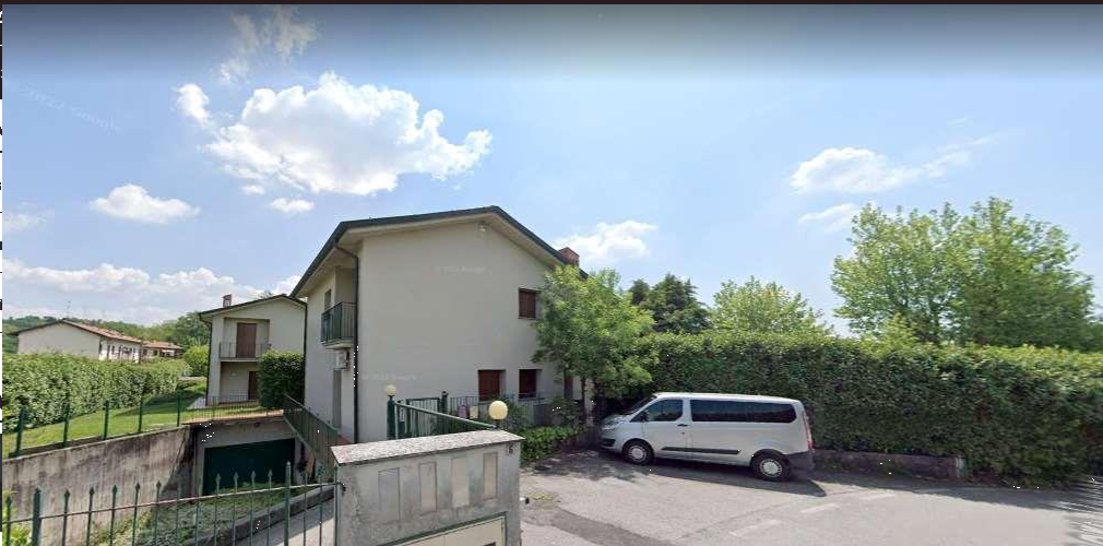 appartamento in Via Cesare Beccaria a Inverigo