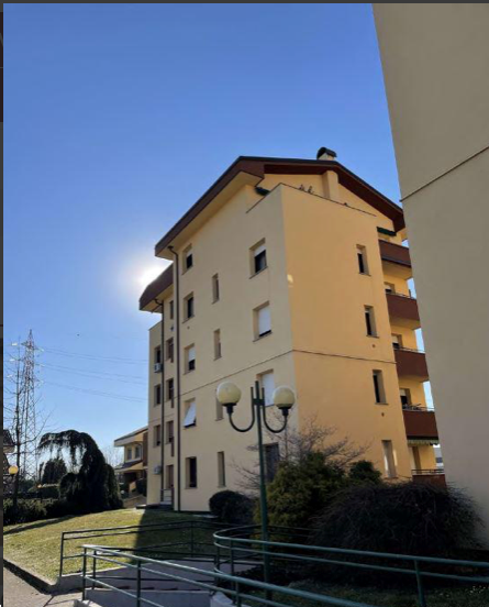 appartamento in Largo Paolo Giorgetti a Meda