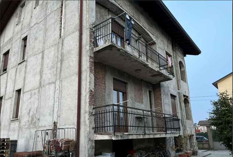 appartamento in Via Bernardino Luini a Turate