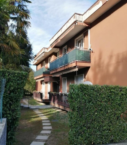 appartamento in via Santa Maria a Olginate