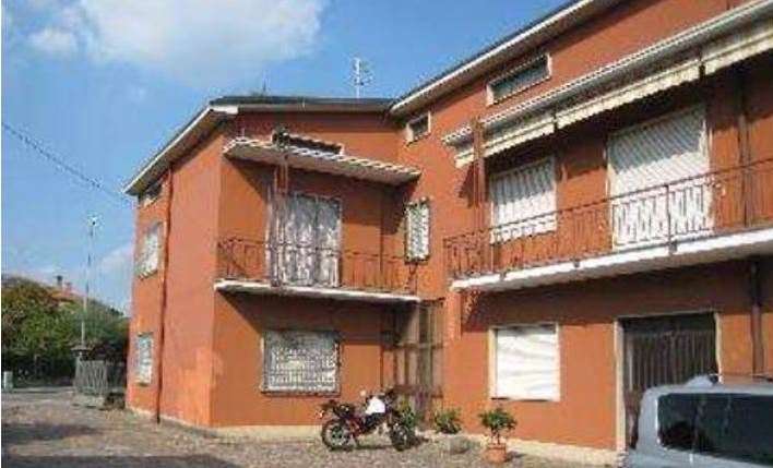 appartamento in Via Trieste a Giussano