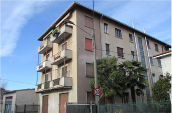 appartamento in Via Francesco Ogliari a Malnate