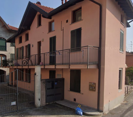 appartamento in Via Trento a Erba