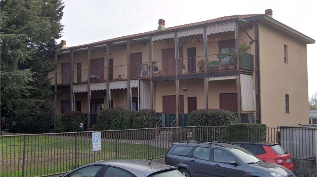 Vendita Trilocale Appartamento Cornate d'Adda Via Rossini  17 484096