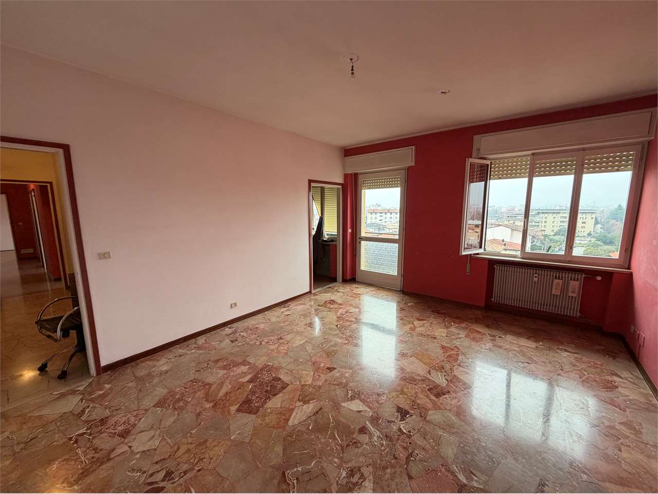 Pordenone Vendita 4 o più locali