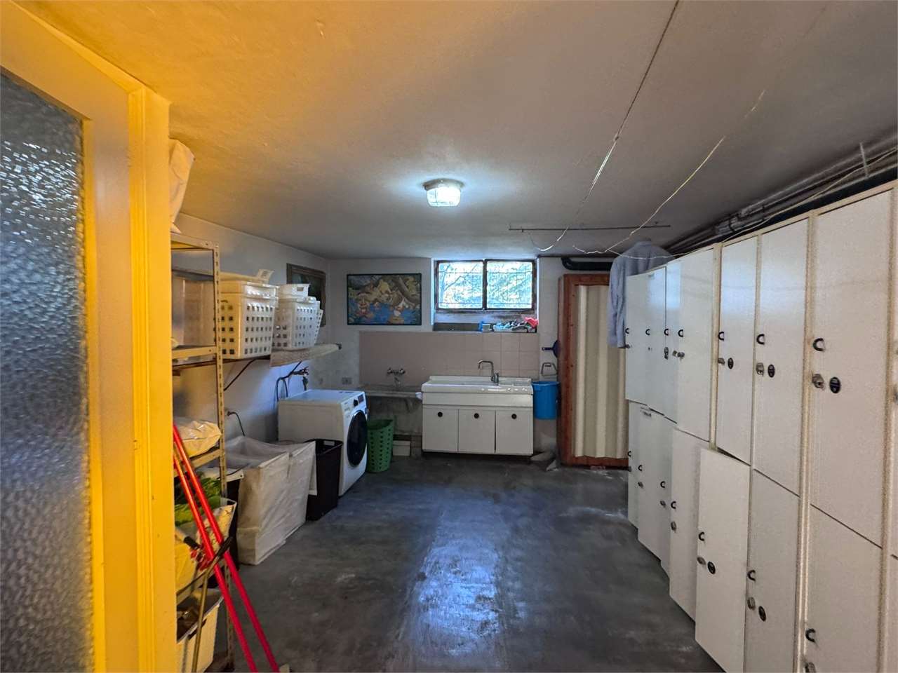 Casa indipendente in vendita a Erba (CO)