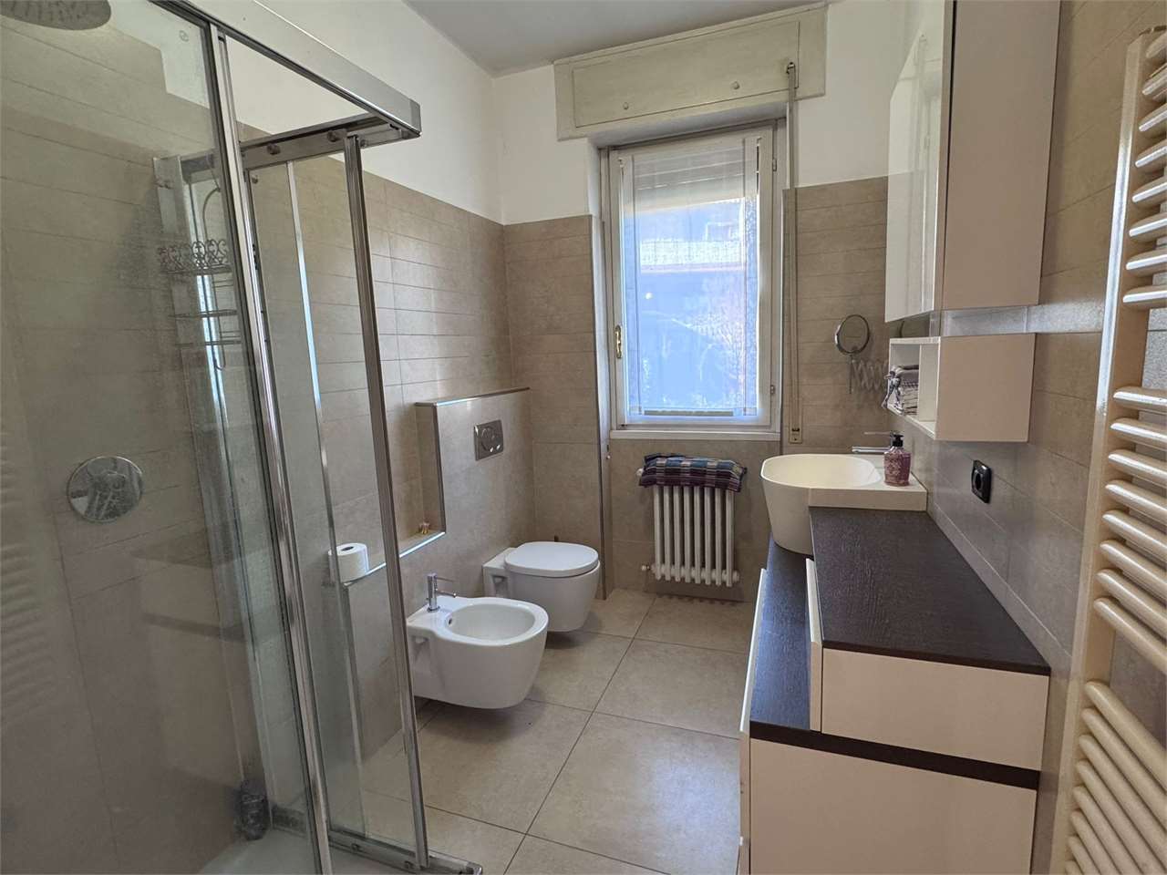 Casa indipendente in vendita a Erba (CO)