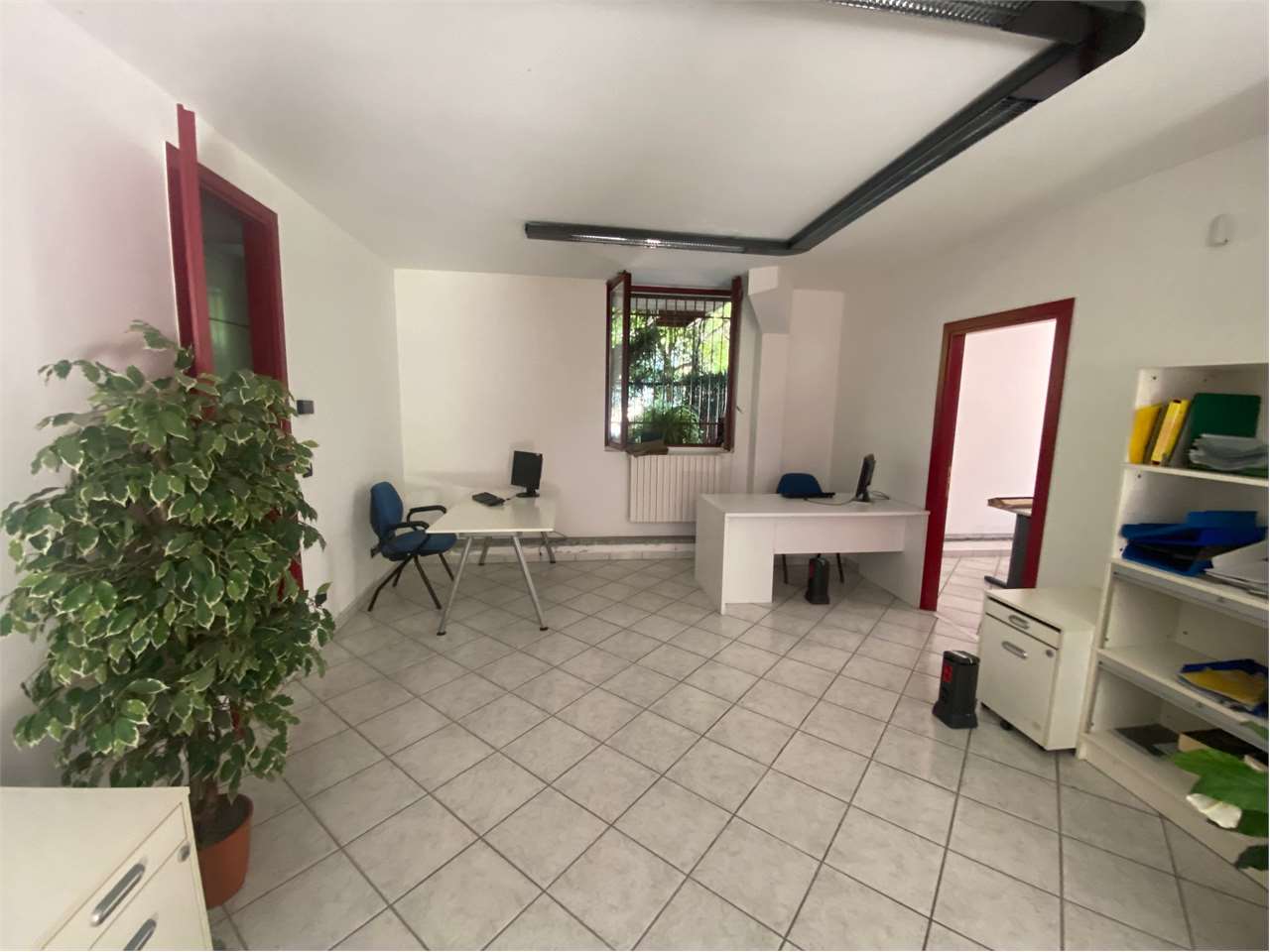 Affitto Ufficio diviso in ambienti/locali Ufficio Como 505603