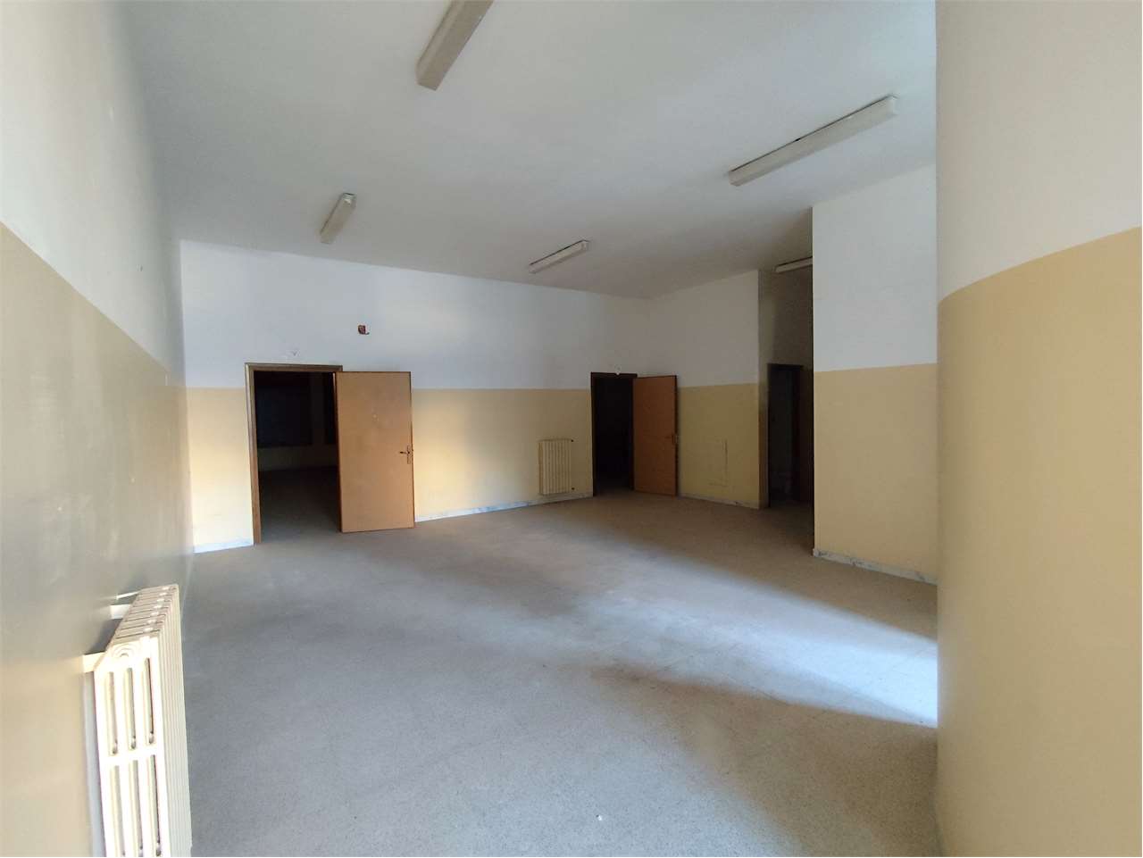 Ufficio in vendita a Acquaviva Delle Fonti (BA)