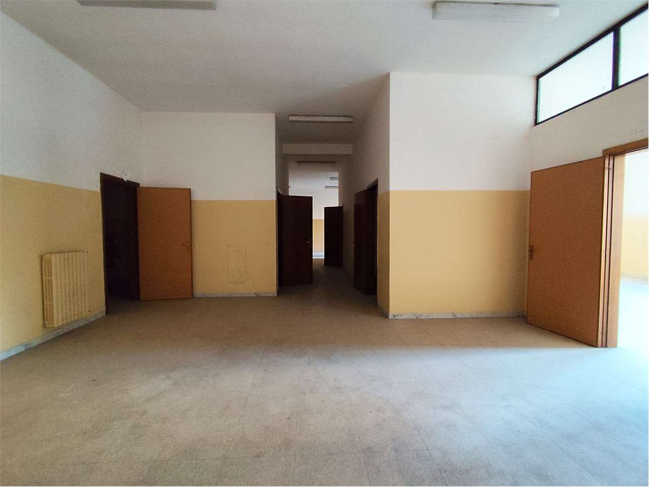 Ufficio in vendita a Acquaviva Delle Fonti (BA)