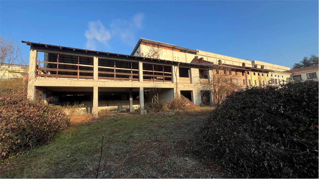 Palazzo/Stabile in vendita a Quattordio - foto 1
