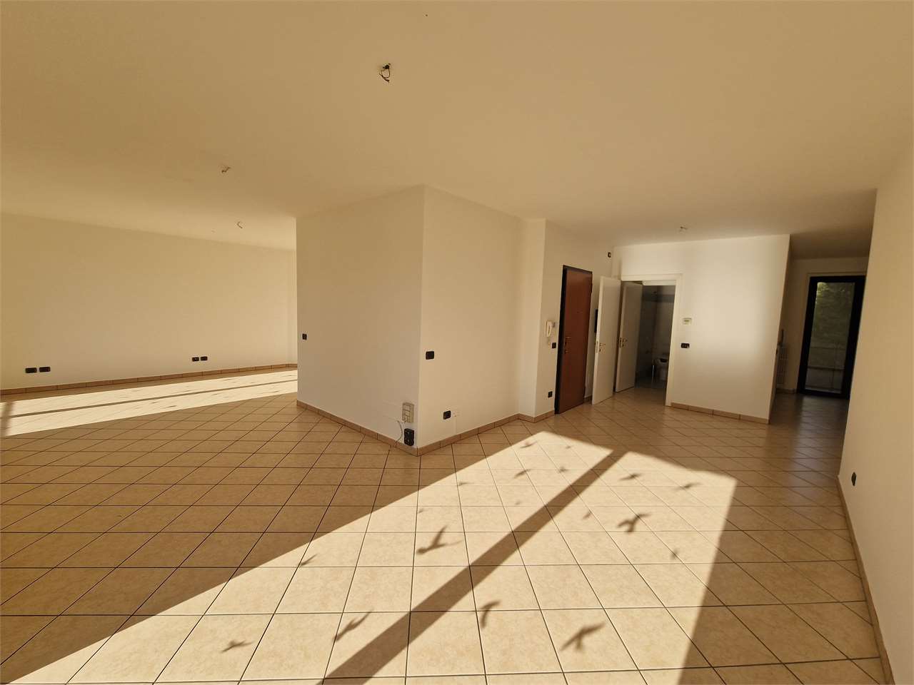 Affitto Ufficio diviso in ambienti/locali Ufficio Busto Arsizio viale Lombardia  1 472627