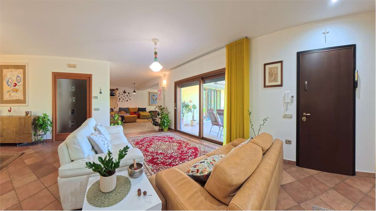 Villa Indipendente 370 mq in Roccastrada Sticciano Scalo