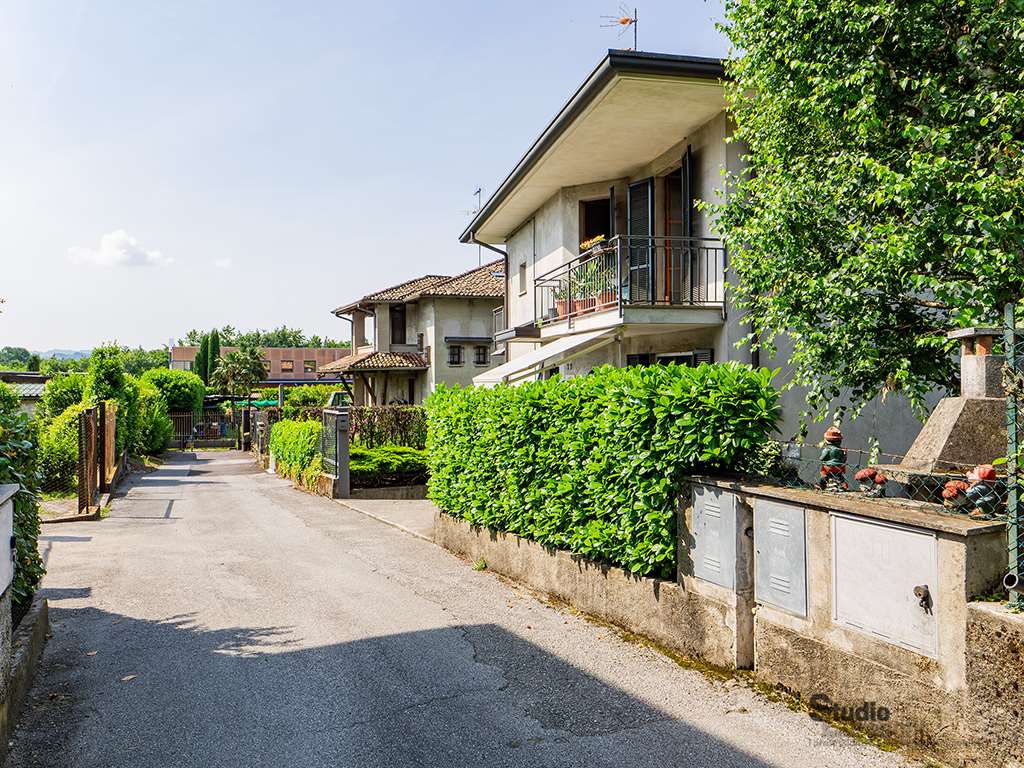 Casa Indipendente in vendita a Cesana Bria... - foto 2