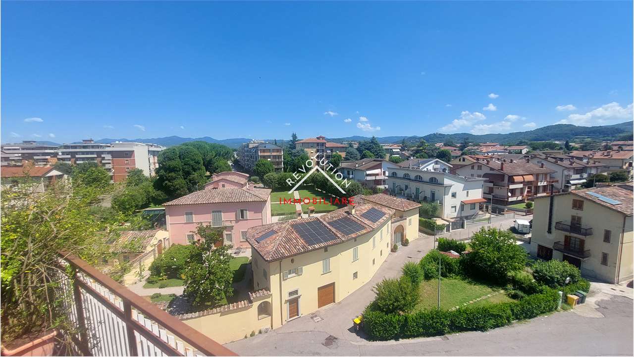 Appartamento in vendita a Città di Castell... - foto 1