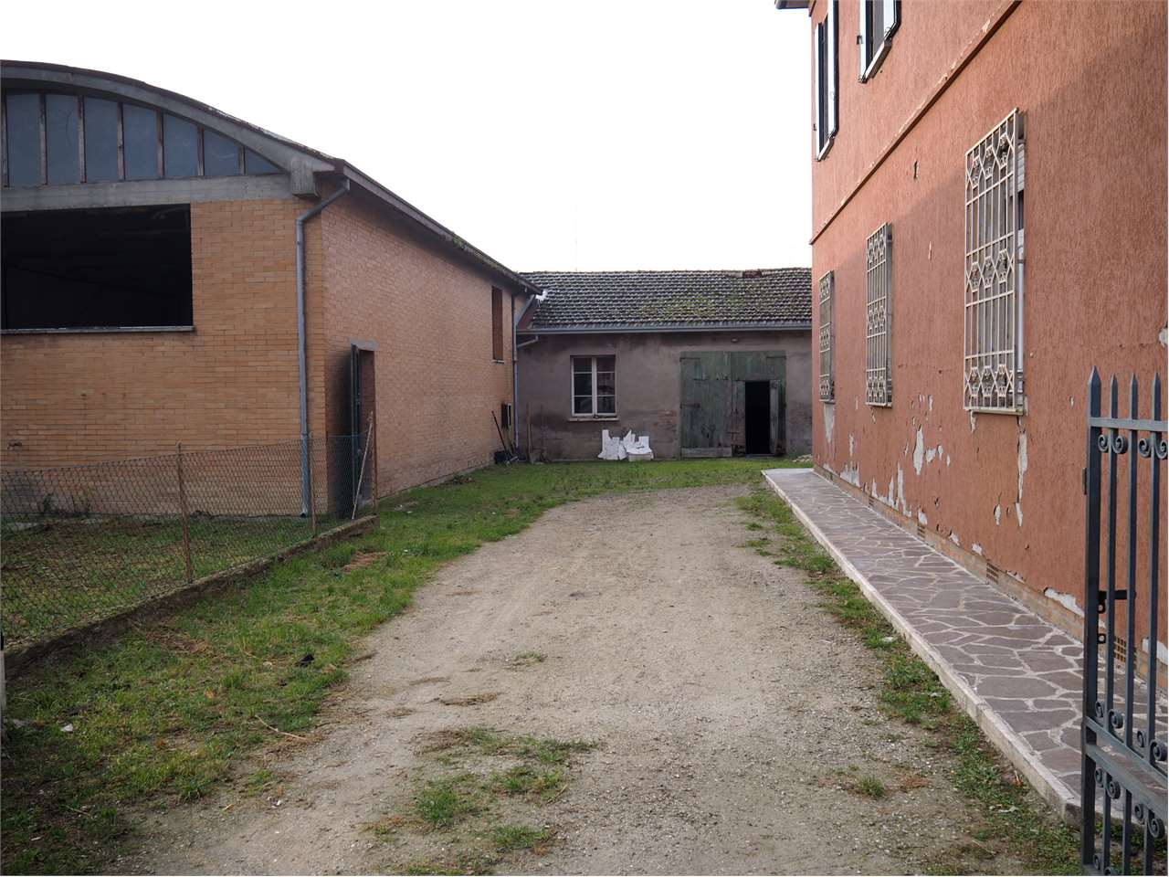 Casa indipendente in vendita a Lugo (RA)