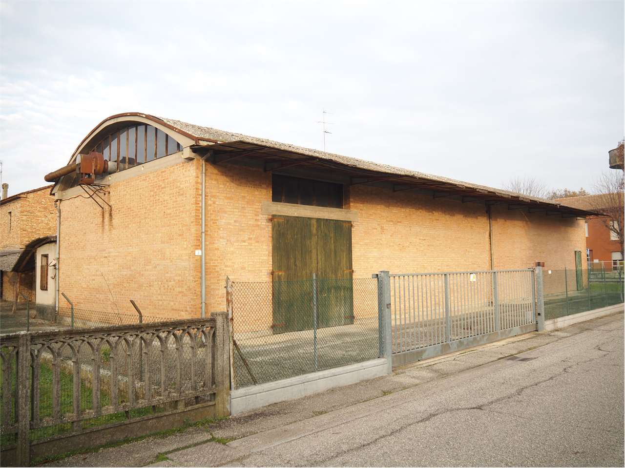 Casa indipendente in vendita a Lugo (RA)