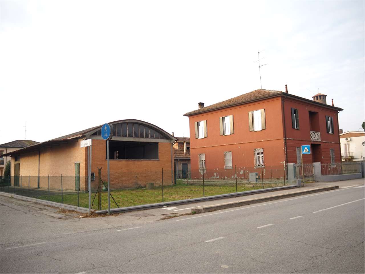 Casa indipendente in vendita a Lugo (RA)
