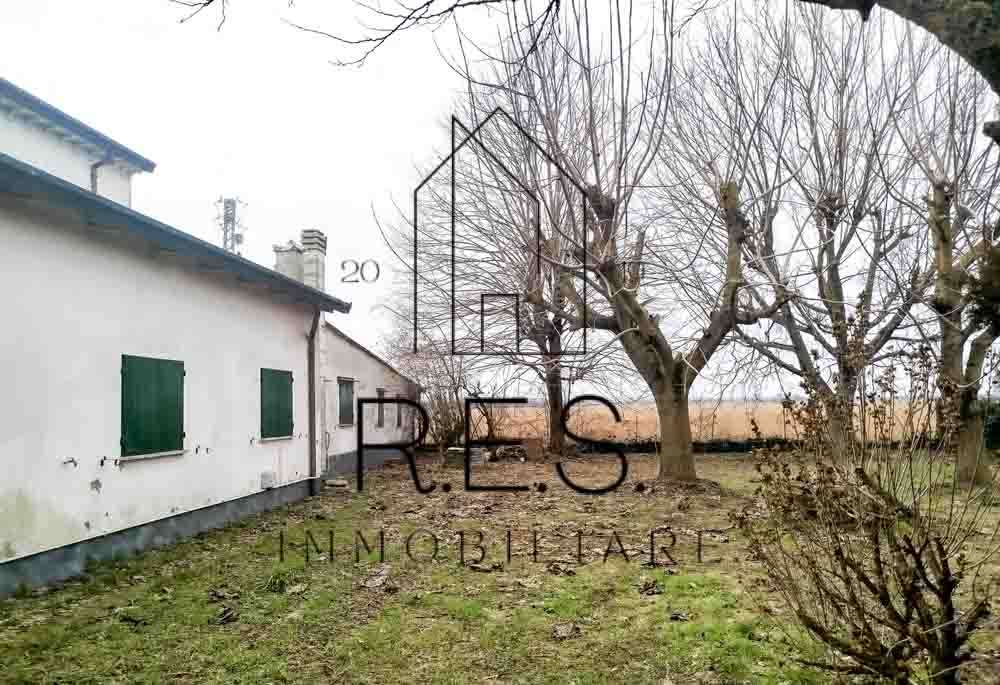 Casa indipendente in vendita a Lugo (RA)