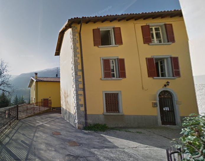 BA423/24 - Edificio residenziale a Capizzone (BG)