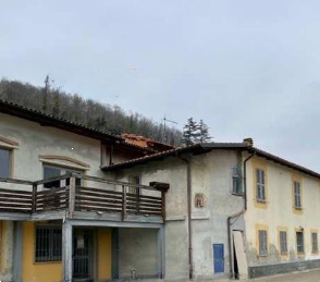 T585/24 - Casa indipendente a Santo Stefano Belbo (CN)