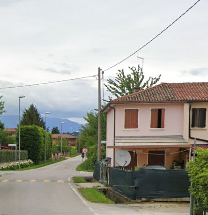 A2155/24 - Casa a Montebelluna (TV)