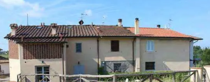 A2161/24 - Porzione di casa a Vinci  (FI)