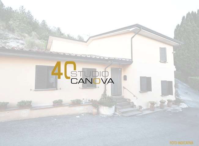 G563/24 - Locale a Pennabilli (RN)