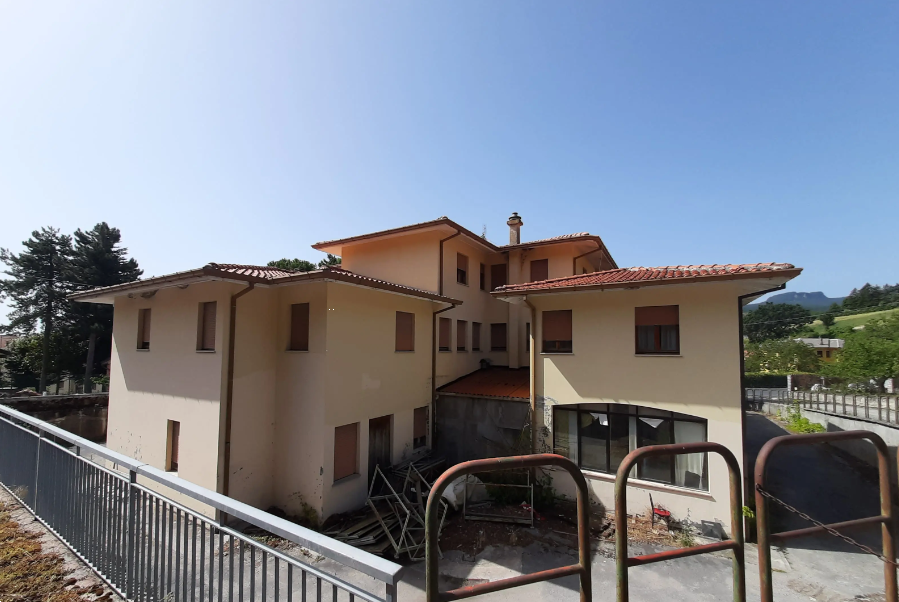 E2653/24 - Albergo a Carpegna (PU) 