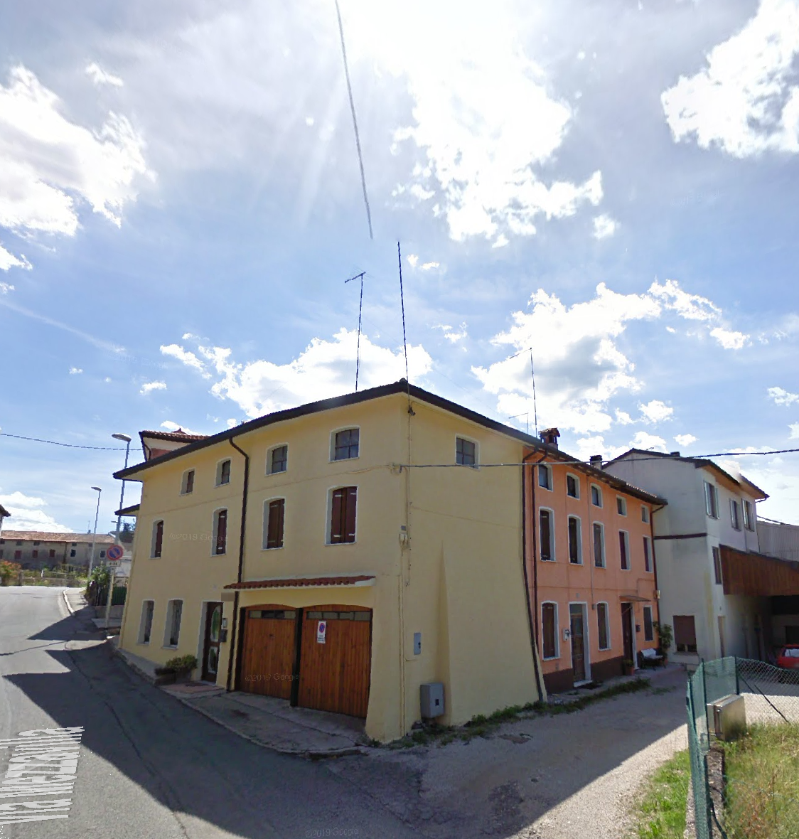 DES462/24 - CASA SINGOLA A FARA VICENTINO(VI)