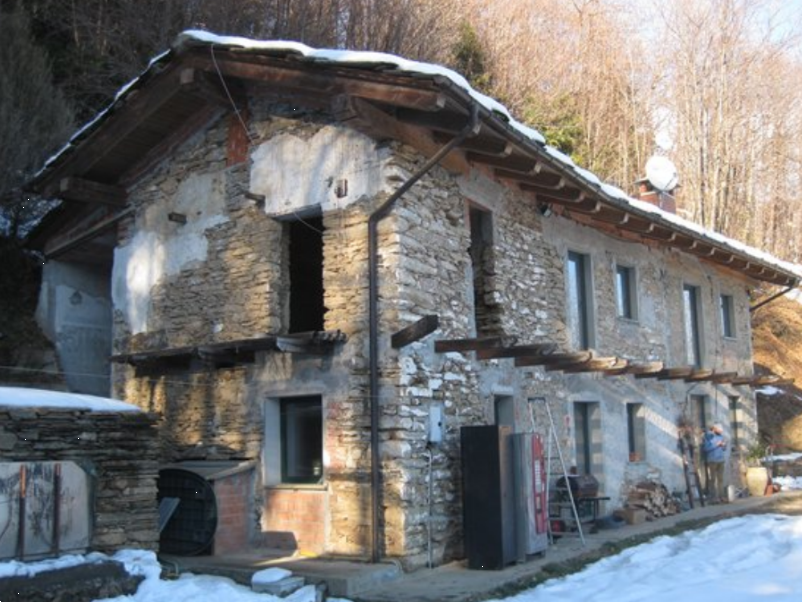 X193/24 - Compendio Immobilire a Torre Pellice (TO)