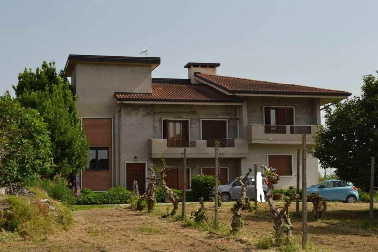 E56/25 - Porzione di bifamiliare a Villa Bartolomea (VR) 