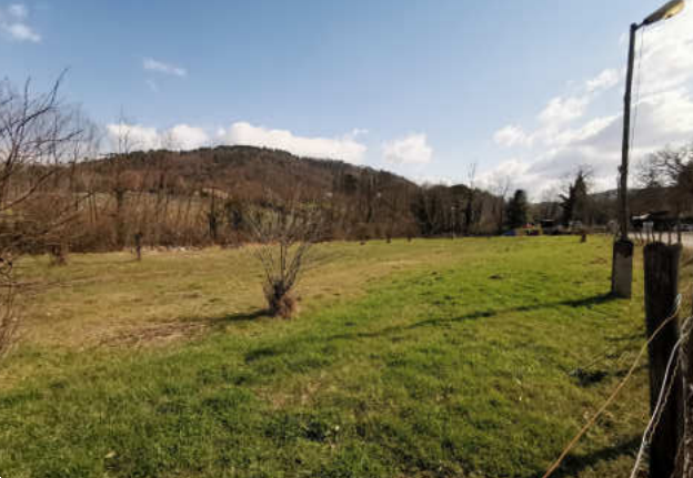 E236/25 - Terreno a Vicchio (FI)