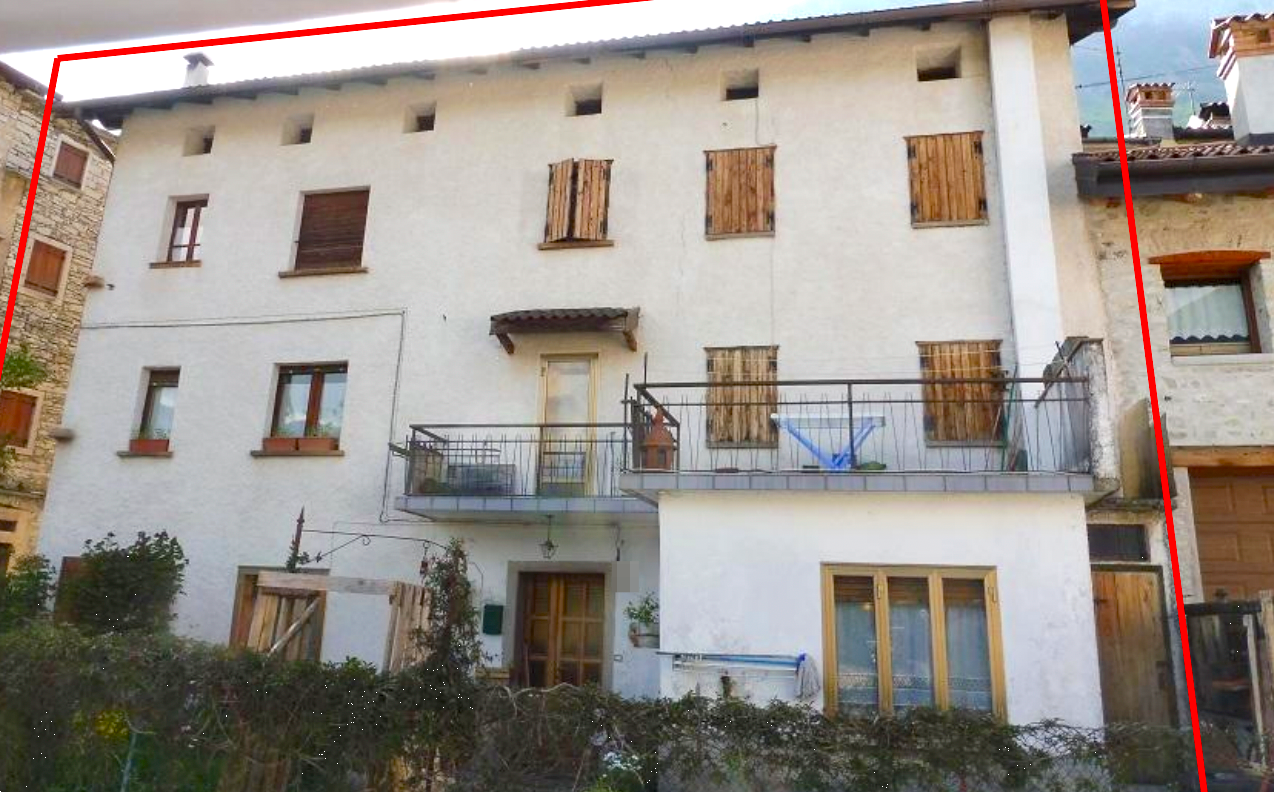G243/25 - Casa singola a Longarone (BL) 